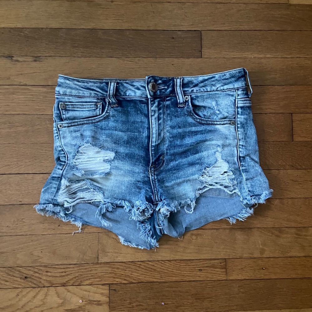 American Eagle Distressed shorts